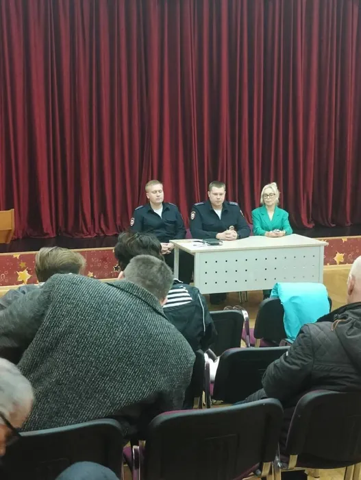 photo_5332353540850571517_y