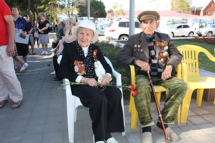 B9407BE1-DB2D-449E-9732-4A83E08A180F