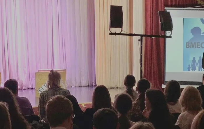 photo_5359668222888103539_y