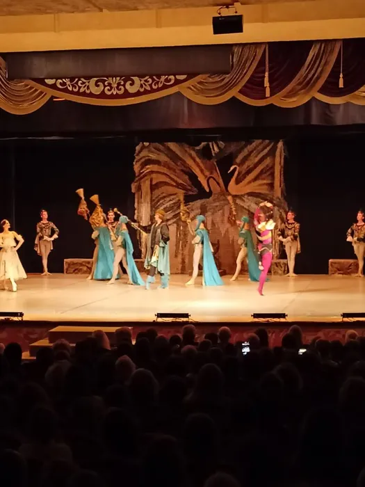 PHOTO-2022-05-19-17-10-39 (1).jpg